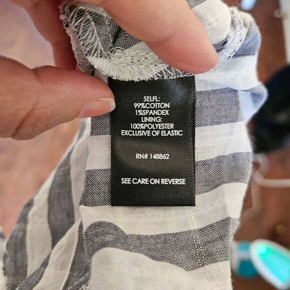 NWT Torrid Striped Seersucker Peplum Tank Top - Picture 11 of 12